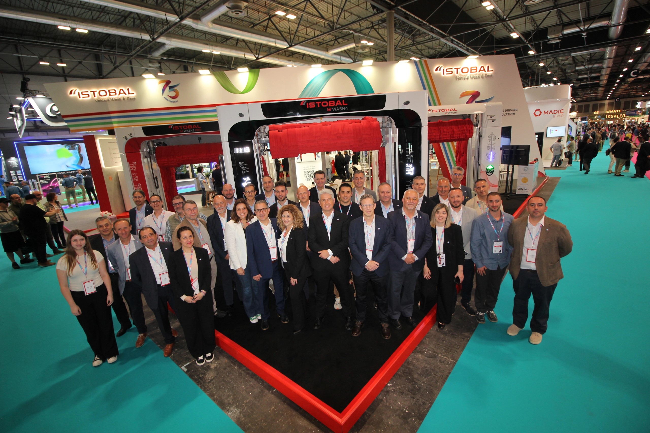 ISTOBAL 在 Motortec 2025 上大放异彩：创新、认可和热烈欢迎